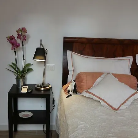 Al 32 Bed & Breakfast Massa Marittima