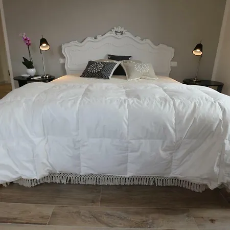 Al 32 Bed & Breakfast *