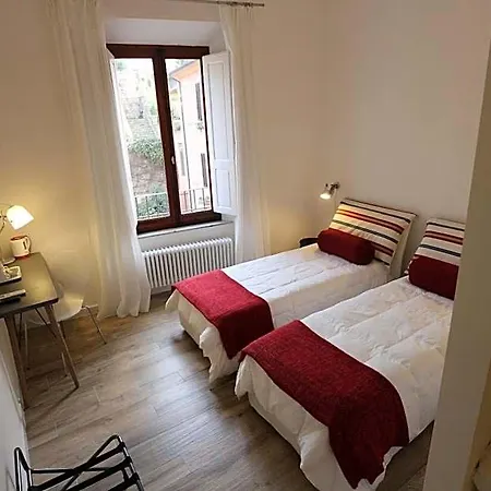 Al 32 Bed & Breakfast Massa Marittima