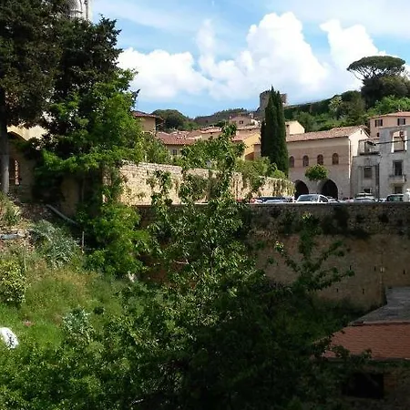 Oda ve Kahvaltı Al 32 Massa Marittima