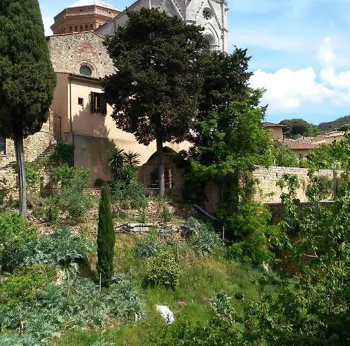 Al 32 Bed & Breakfast Massa Marittima